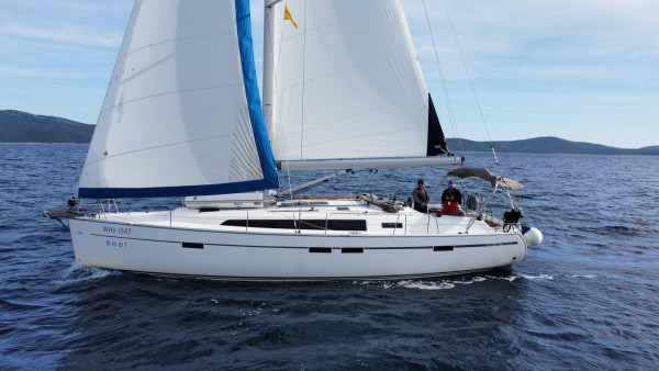 YachtABC - Sailing charter Bavaria Cruiser 46 Croatia Adriatic Sea