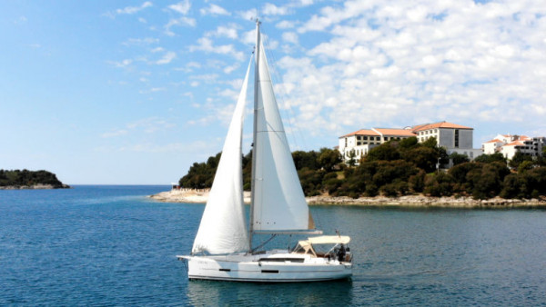 YachtABC - Lia - Croatia - Dufour 382 GL - 2 cab.