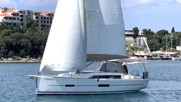 YachtABC - Lotta - Croatia - Dufour 382 GL