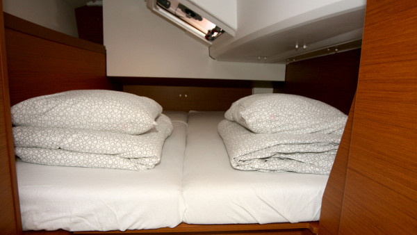 YachtABC - Antonija - Croatia - Sun Odyssey 349 - 2 cab.