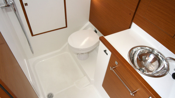 YachtABC - Tara - Croatia - Sun Odyssey 389 - 2 cab.