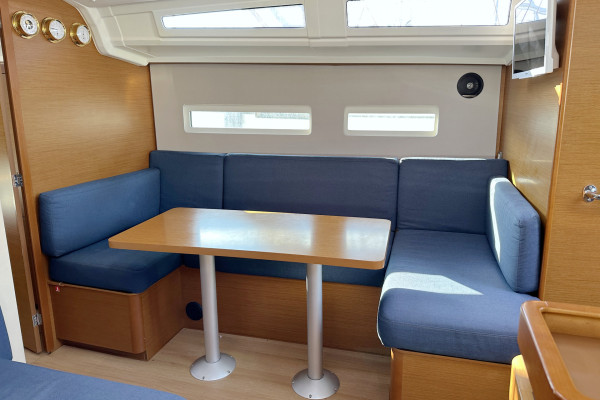 YachtABC - Lara - Croatia - Sun Odyssey 410 - 3 cab.