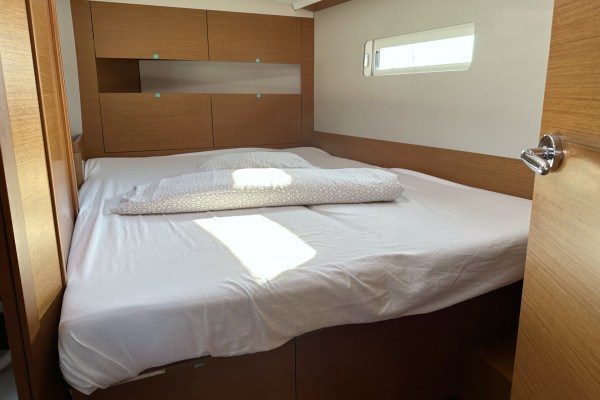 YachtABC - Lara - Croatia - Sun Odyssey 410 - 3 cab.