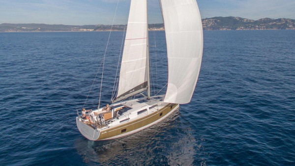 YachtABC - Seahawk - Croatia - Hanse 418 - 3 cab.