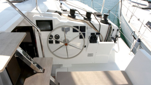 YachtABC - Luna Rosa II - Croatia - Fountaine Pajot Lucia 40