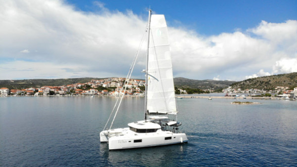 YachtABC - Titus - Croatia - Lagoon 42 OW
