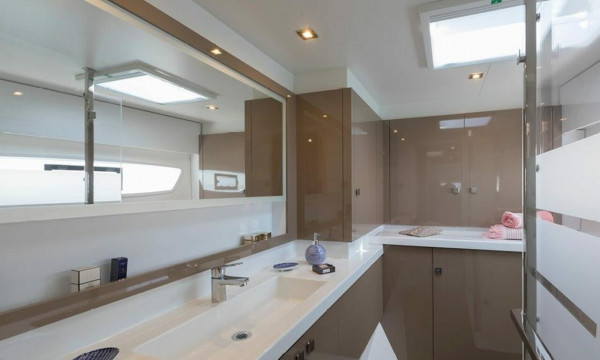 YachtABC - Calypso - Croatia - Fountaine Pajot Astrea 42 - 3 + 2 cab.