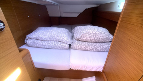 YachtABC - Amadeus - Croatia - Sun Odyssey 389
