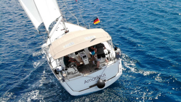 YachtABC - Amadeus - Croatia - Sun Odyssey 389