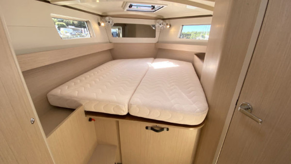 YachtABC - Frankfurt - Croatia - Oceanis 41.1