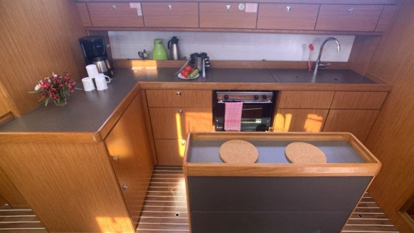 YachtABC - Blizzard - Croatia - Bavaria Cruiser 46 - 4 cab.