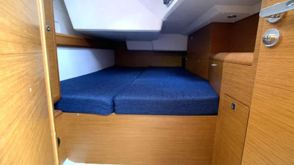 YachtABC - Elsa - Croatia - Sun Odyssey 519 - 5 + 1 cab.